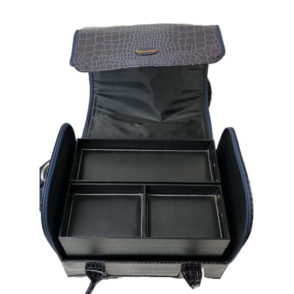 SeneGence Luxury Tiered Faux Croc Vegan Leather Travel Cosmetic Case - Picture 4 of 10